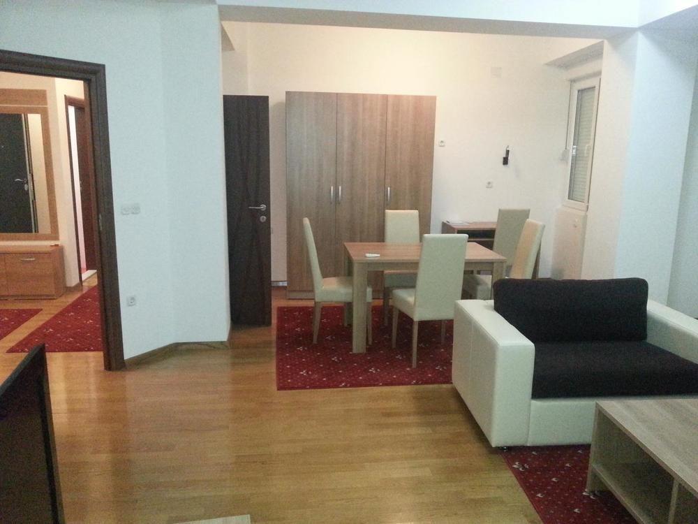 Tcc Grand Plaza Hotel Skopje Buitenkant foto