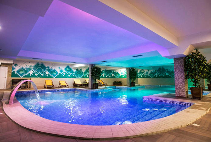 Tcc Grand Plaza Hotel Skopje Buitenkant foto